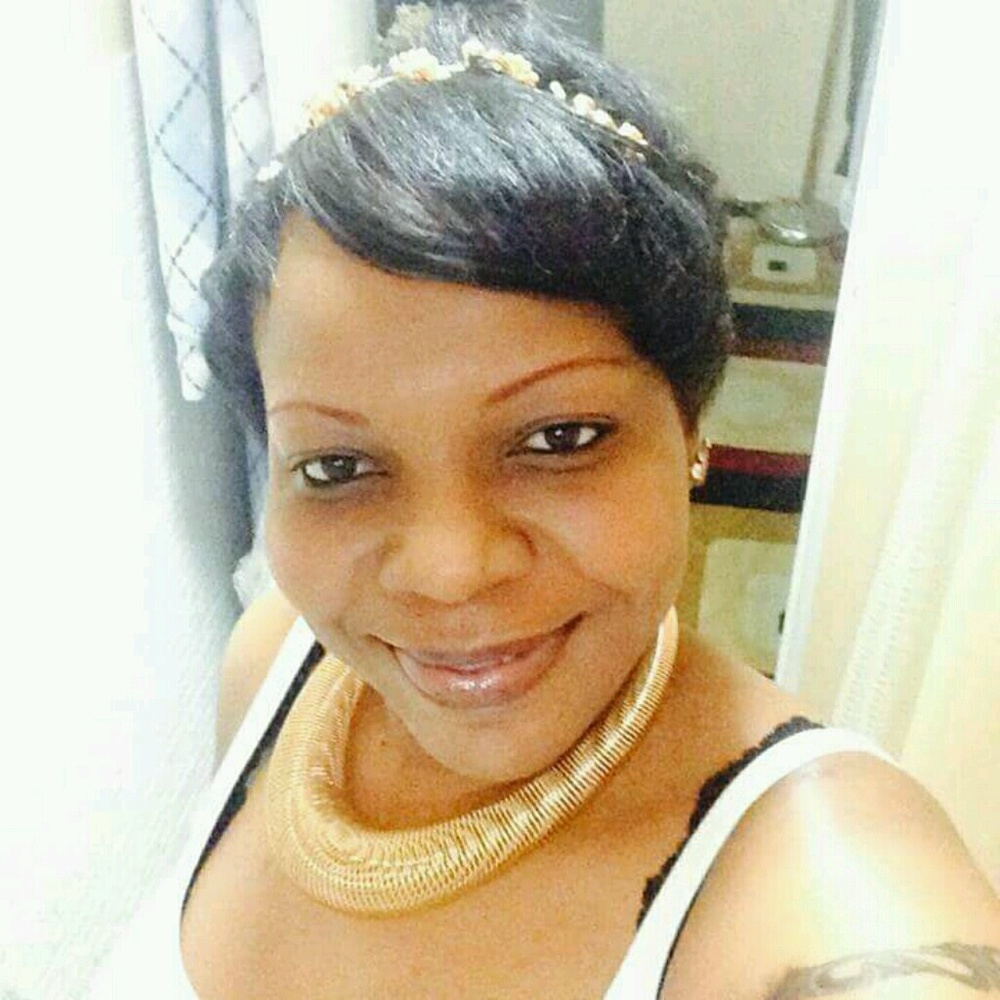 Meet your Posher, Angeline